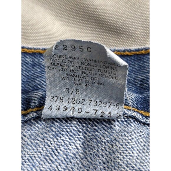 Vintage Levis Jeans 100% Cotton Regular Straight Leg Mens Size 38X31 - Picture 4 of 15